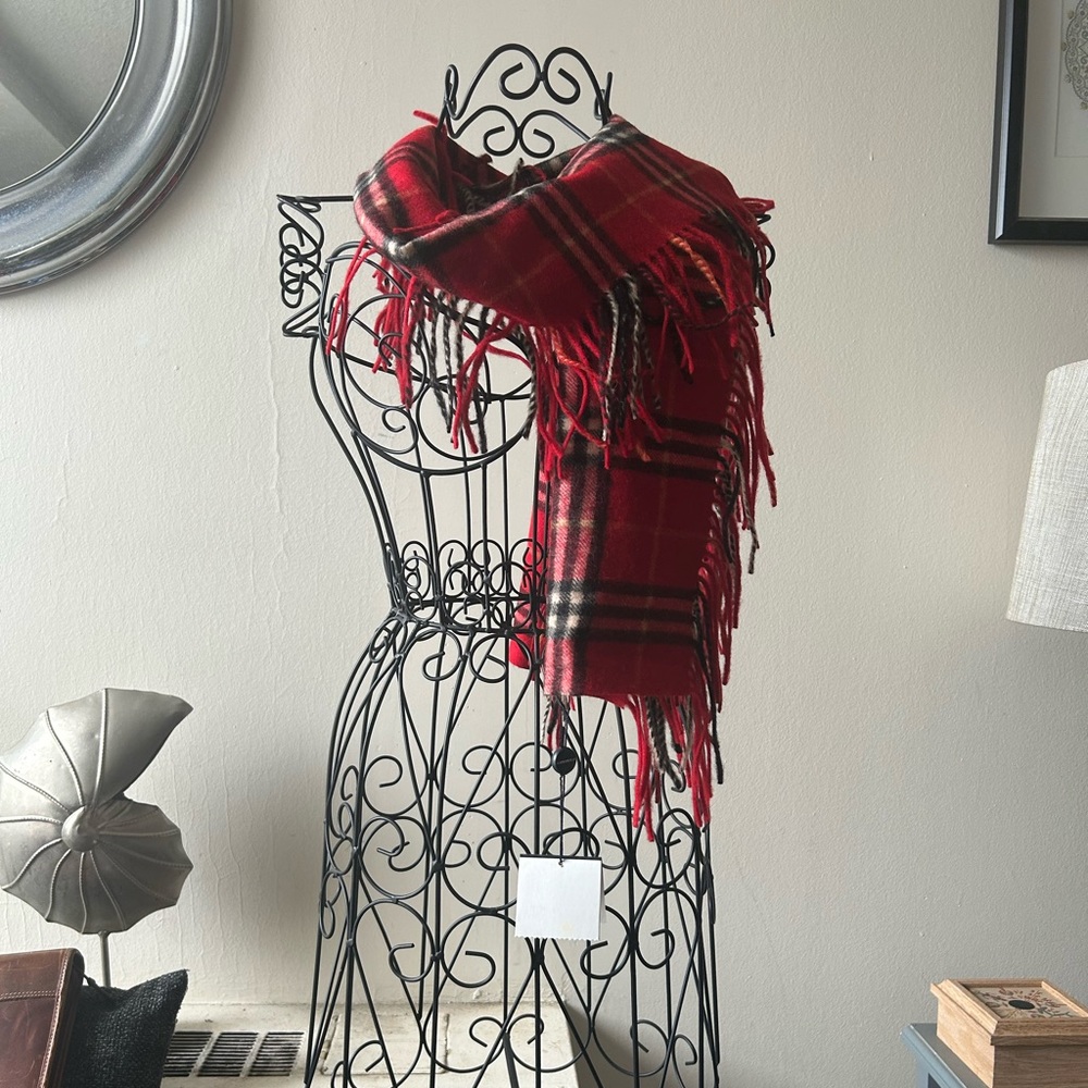 NWT Burberry Cashmere Happy Fringed Red Scarf